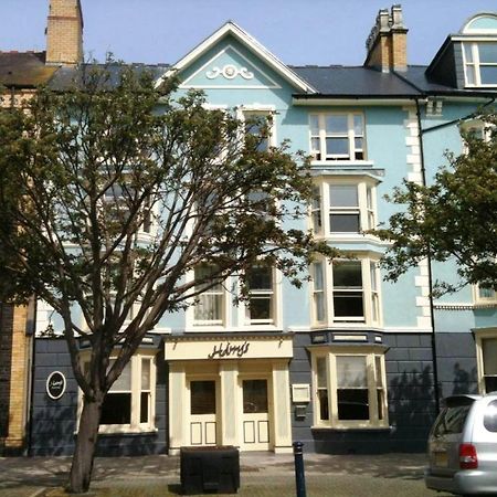 Harry'S Hotel & Restaurant Aberystwyth Bagian luar foto