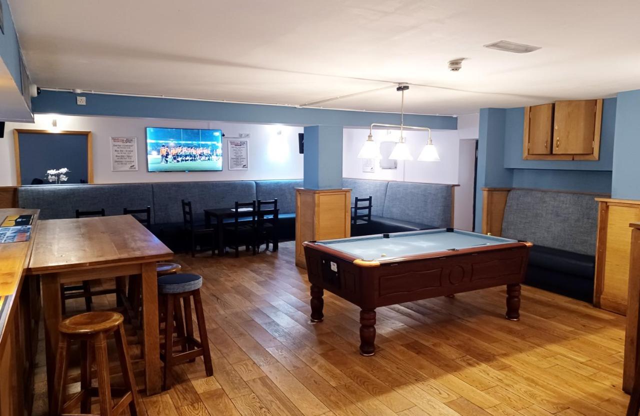 Harry'S Hotel & Restaurant Aberystwyth Bagian luar foto