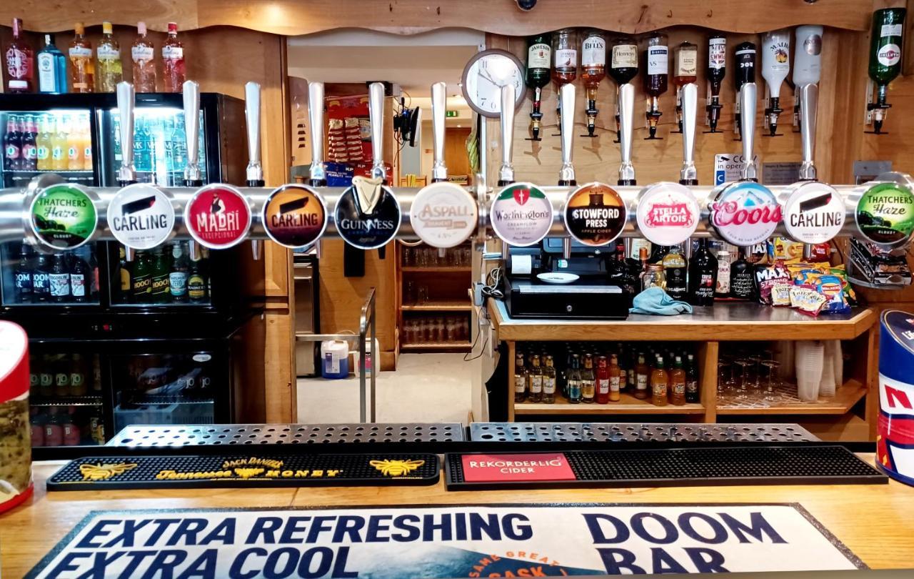 Harry'S Hotel & Restaurant Aberystwyth Bagian luar foto