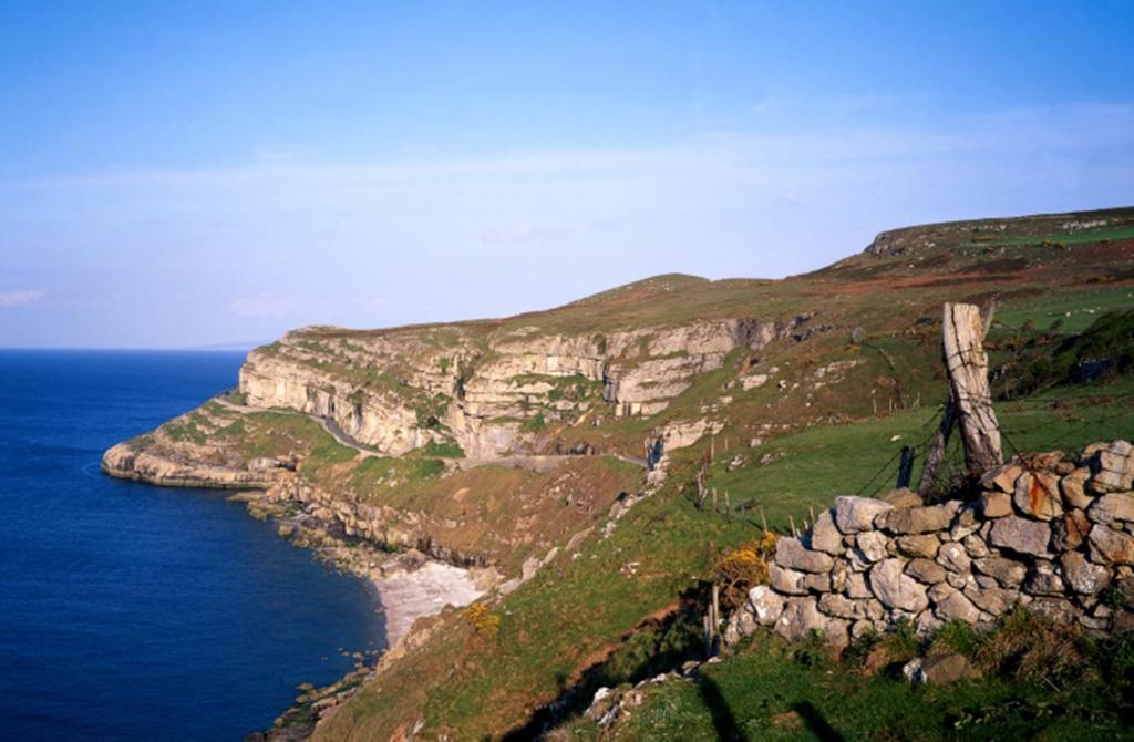 Harry'S Hotel & Restaurant Aberystwyth Bagian luar foto