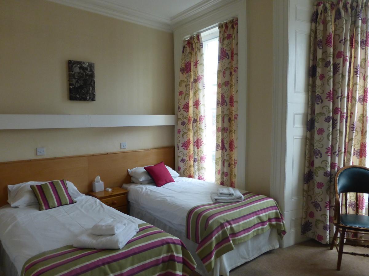 Harry'S Hotel & Restaurant Aberystwyth Bagian luar foto