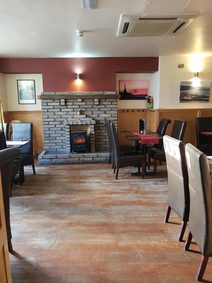 Harry'S Hotel & Restaurant Aberystwyth Bagian luar foto