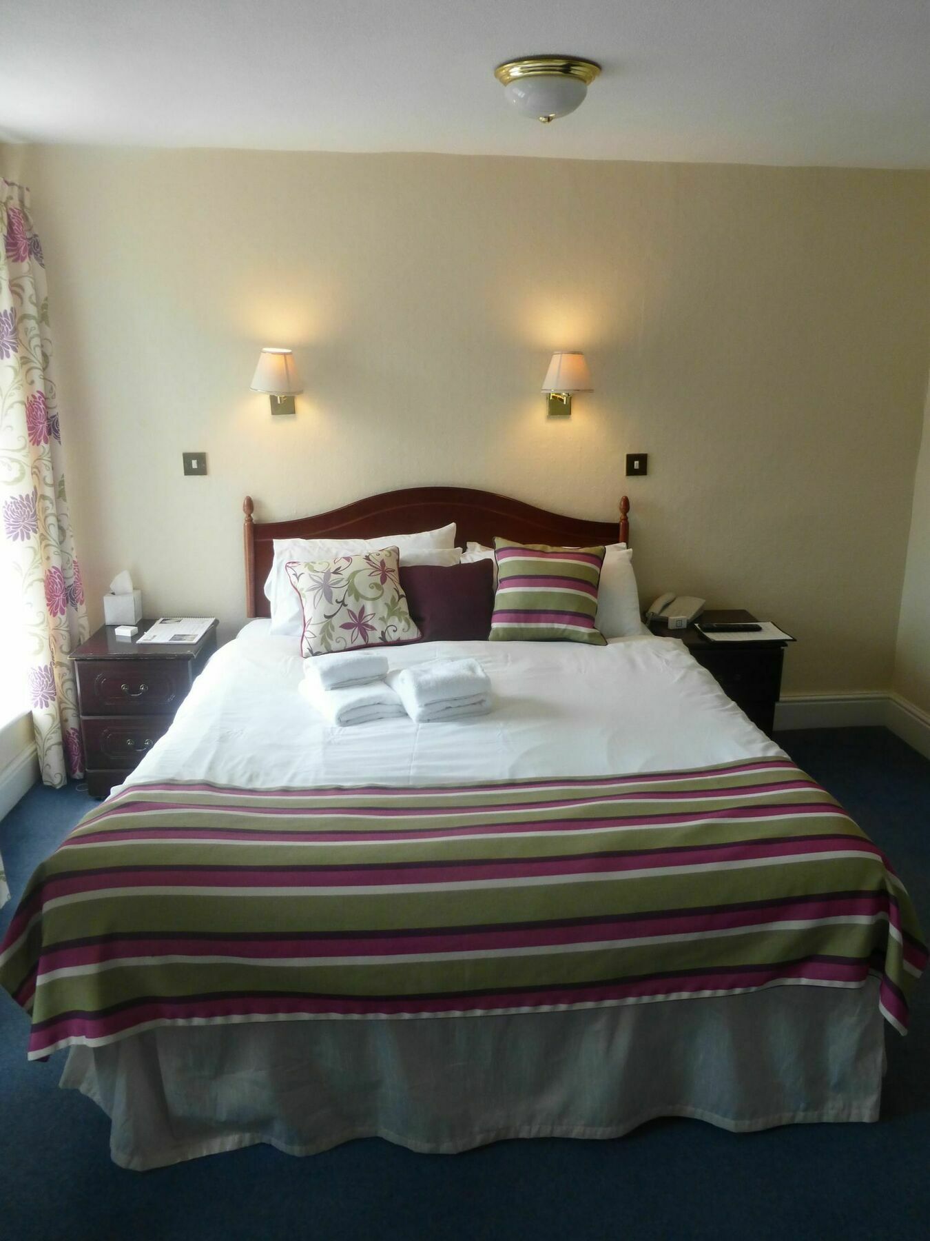 Harry'S Hotel & Restaurant Aberystwyth Bagian luar foto